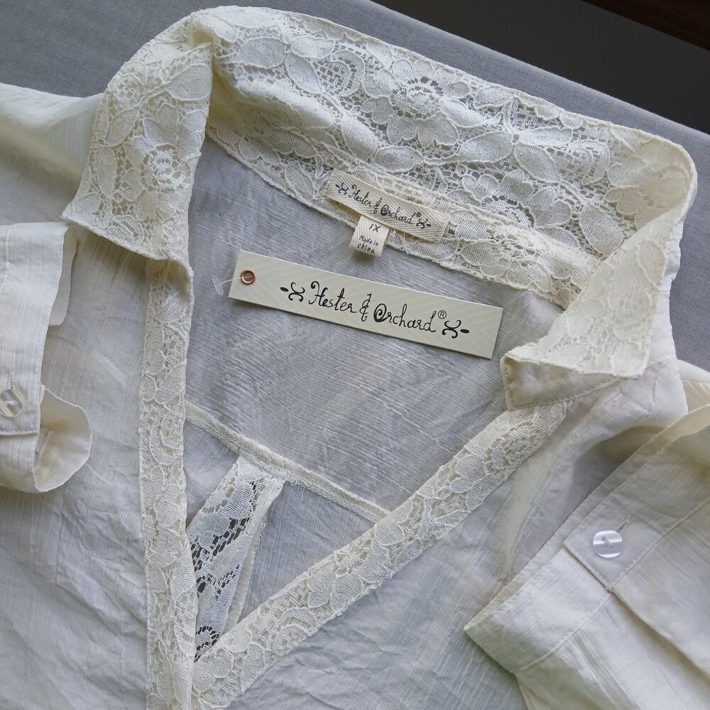 Hester & Orchard Ivory Lace Henley Tunic Blouse 1X lightweight back vent cottage - Picture 11 of 14
